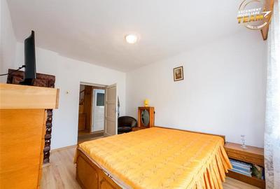 Casă cu 6 camere cu Canalizare în Central - 40