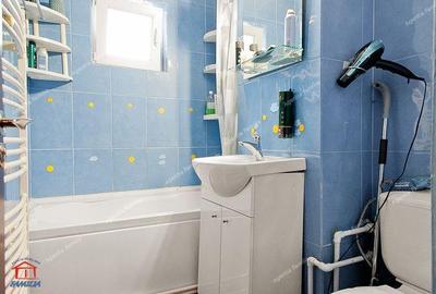 Apartament cu 4 camere decomandat în Micro 39