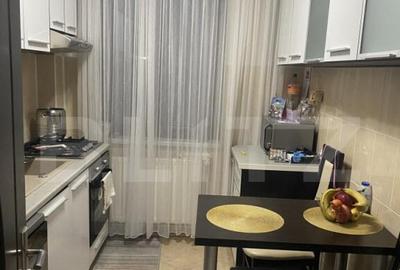 Apartament cu 3 camere semidecomandat în Central - 3