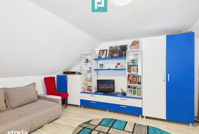 Casă cu 5 camere cu Canalizare în Central - 11