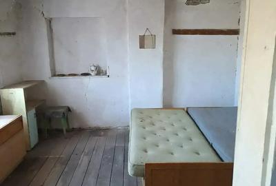 Casa tip colna din caramida in localitatea Cuvin - 3