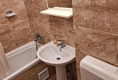 Apartament cu 2 camere decomandat în Rahova