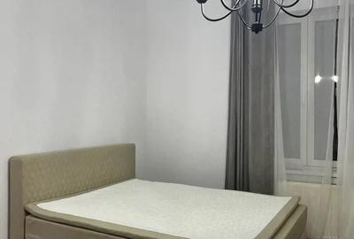 Inchiriez apartament 1 cam decomandat pe Horea 10