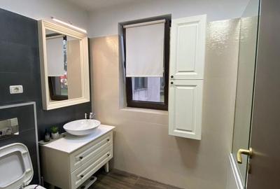 Apartament cu 4 camere decomandat în Central - 3