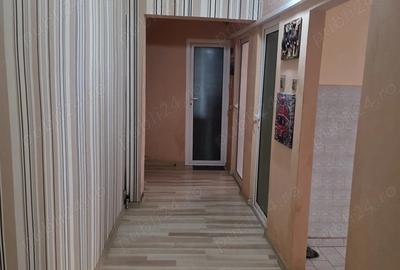 Apartament cu 2 camere decomandat în Central - 1