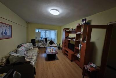 Apartament cu 3 camere decomandat, mobilat în Unirii - 1