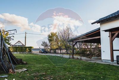 Casă cu 3 camere cu Teren 900 Mp în Horodnic - 2