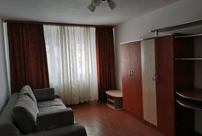 Apartament cu 2 camere decomandat în Central - 3