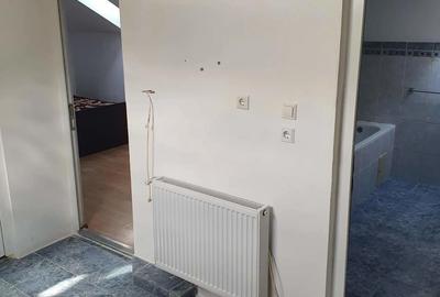 Apartament cu 2 camere decomandat în Freidorf - 1