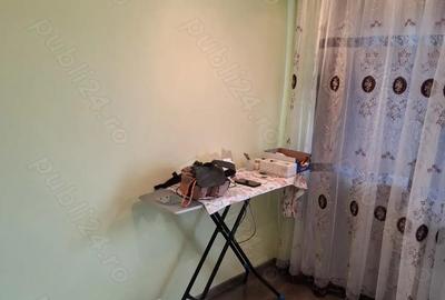 Vind urgent garsoniera zona Vlaicu strada Ursului 24 600 euro neg. - 2