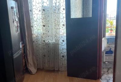 Garsonieră decomandată în Titan - 3