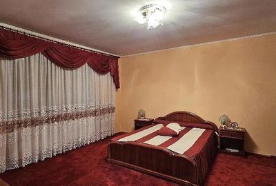 Casă cu 4 camere cu Teren 209 Mp în Central - 2