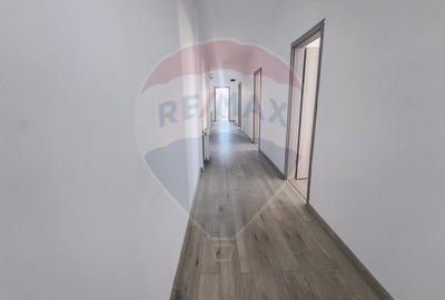 Spațiu industrial, de 800 mp, în Central - 6