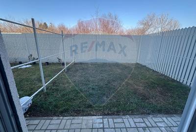 Casă cu 3 camere cu Teren 90 Mp în Central - 11