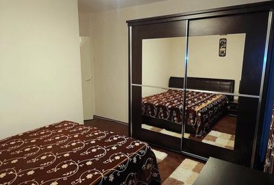 Apartament cu 3 camere decomandat în P-ța Universității - 1