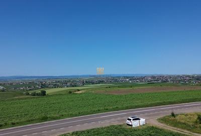 Teren de 36977 mp, în Central - 2