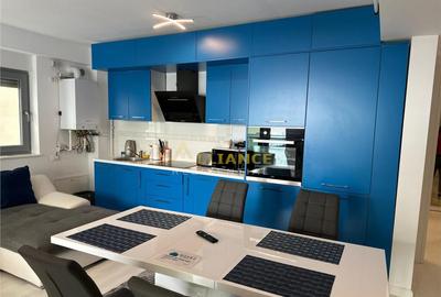 Apartament cu 2 camere decomandat, mobilat în Central