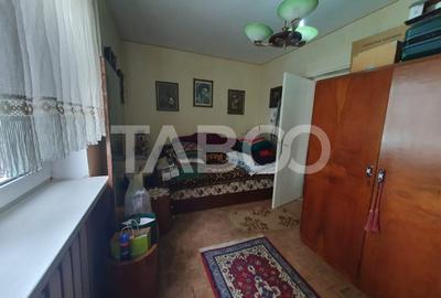 Apartament 2 camere semidecomandat etaj 1 zona Tudor Vladimirescu - 3