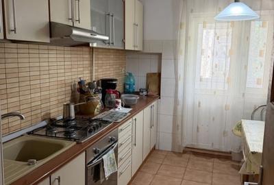 Apartament cu 4 camere decomandat, mobilat în Crângași - 3