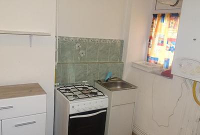 Inchiriez apartament cu o camera in Deva, zona A. Iancu, parter - 6