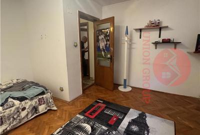 Casă cu 6 camere cu Canalizare în Tomis II - 1