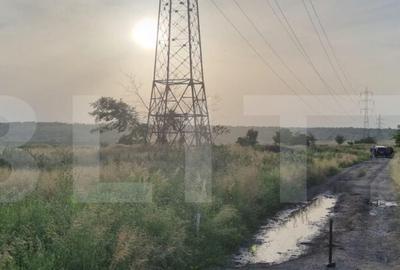 Teren extravilan, zona industriala, 3300 mp - 3