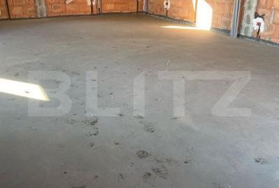 Casă cu 3 camere în Ipotești - 5