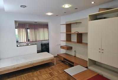 De vanzare apartament cu trei camere , decomandat cu centrala noua - 4