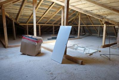 FARA COMISIOANE in Gulia casa cu 4 camere 2 bai terasa PARTER+pod placa la cheie - 40