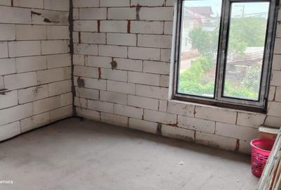 Casă individuală cu 3 camere cu Canalizare în Central - 15