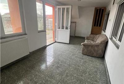 Casă cu 3 camere cu Teren 500 Mp în Biharia - 2