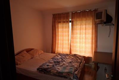 Casă individuală cu 10 camere cu Canalizare în Bercu Roșu - 11