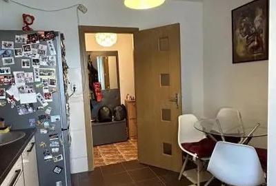 Apartament cu 3 camere semidecomandat, mobilat în Simion Bărnuțiu - 10