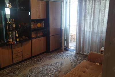 Apartament de vanzare - 2