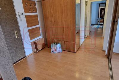 Apartament cu 3 camere decomandat, mobilat în Tei - 8