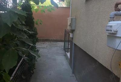 Casă cu 6 camere cu Teren 450 Mp în Prelungirea Ghencea - 6