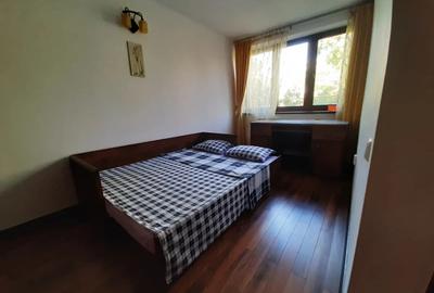 Ap. 3 camere centru. - 2