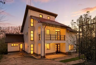Casa/Vila de Vanzare cu 5 camere, Iasi - Hlincea - Zona Cetatuia - 1