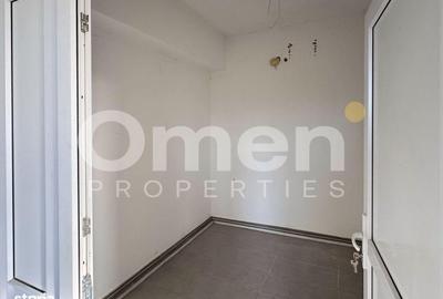 Spațiu comercial, de 100 mp, în Central - 3