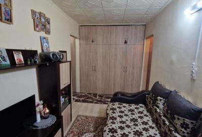 Apartament 3 camere decomandate, 53 mp, zona Sud Est - 4