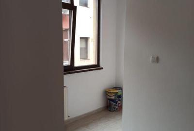 Apartament cu 2 camere semidecomandat, mobilat în Nord - 12