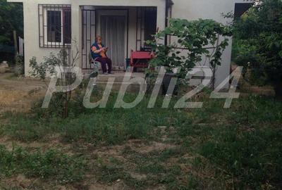 Casă cu 3 camere cu Teren 5000 Mp în Pătlăgeanca - 2
