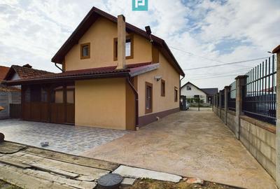 Casă cu 5 camere cu Teren 400 Mp în Utvin - 4