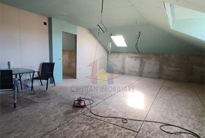 Casă cu 6 camere cu Teren 512 Mp în Central - 3