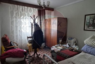 Apartament cu 3 camere de vanzare in Moinesti - 3