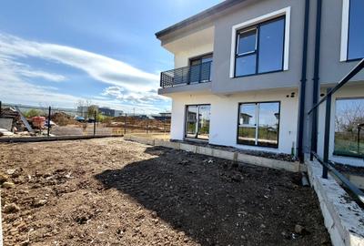 Duplex cu 4 camere cu Canalizare în Bucium - 7