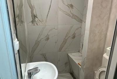 Persoana fizica se vinde garsoniera pe bravilor 10 bloc t 3 - 1