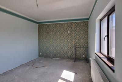 Casă spațioasă P+1+M cu anexă, teren 1056 mp – Dragomirești Vale - 15