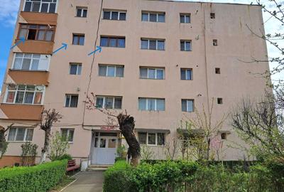 Apartament cu 2 camere decomandat în Central - 2