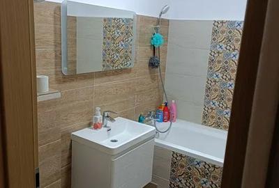 Apartament cu 3 camere decomandat, mobilat în 13 Septembrie - 1